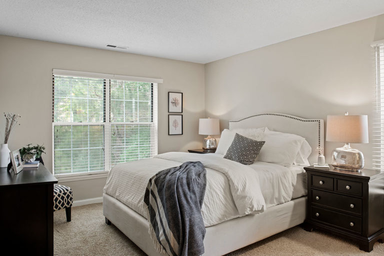 1 & 2Bedroom Apartments in Chasewood Gates