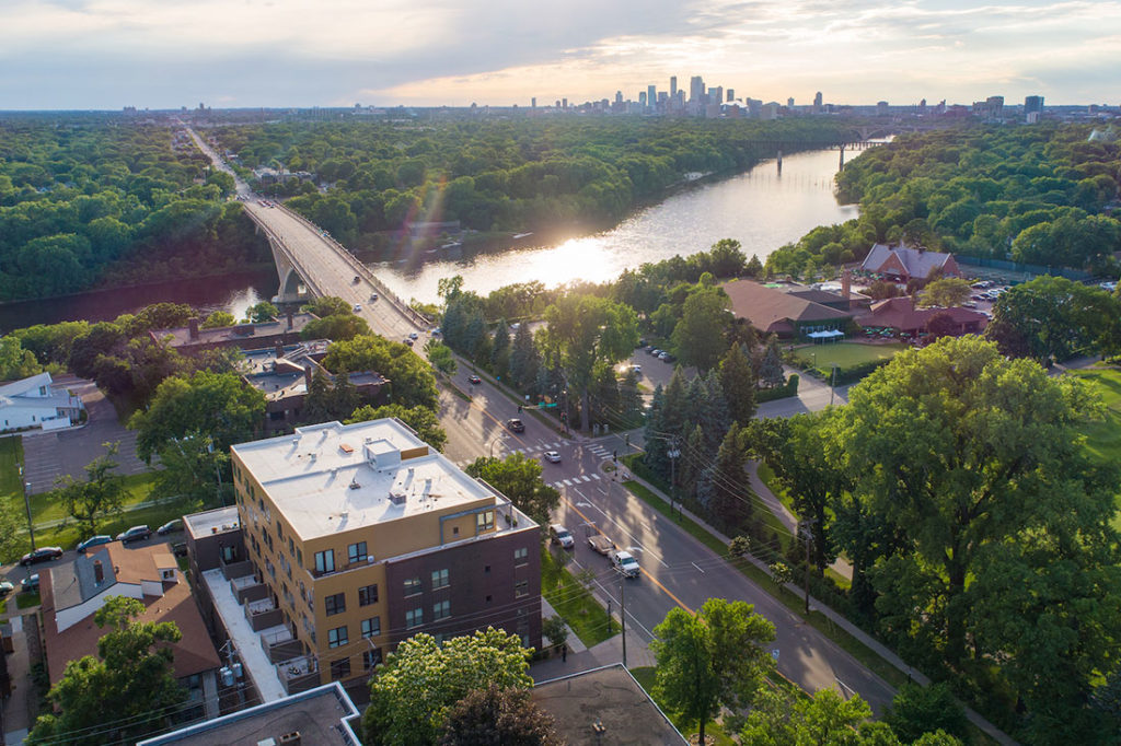 EastRiver Apartments