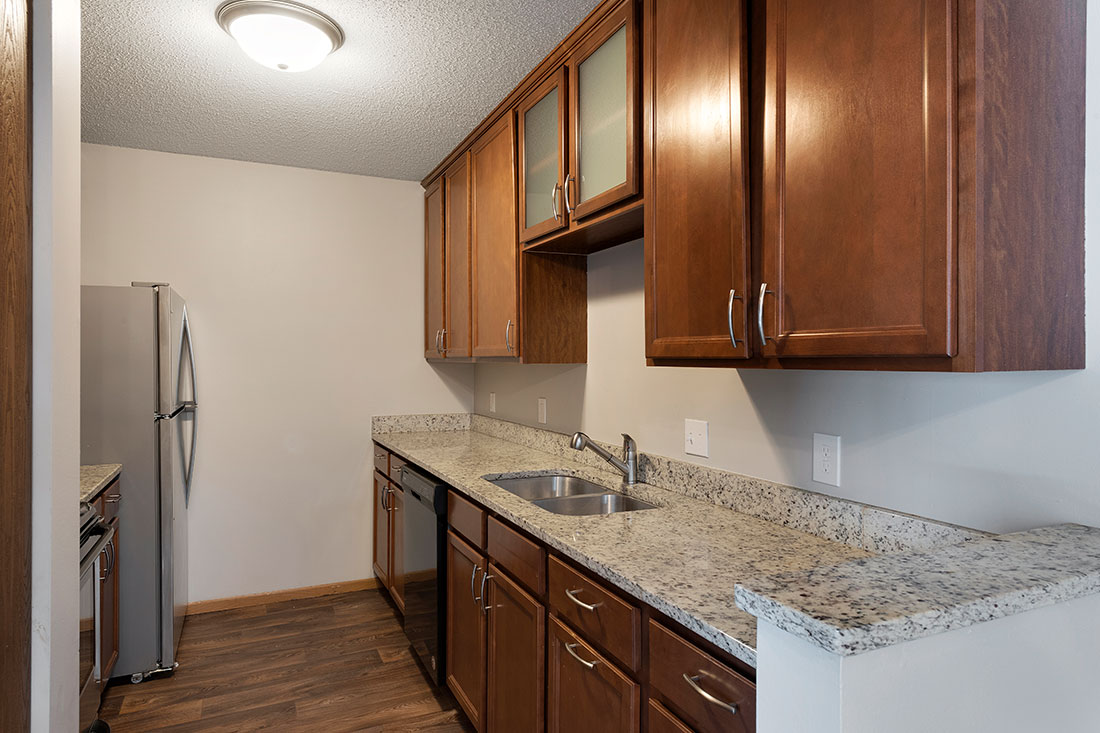 Fernbrook Townhomes At Home Apartments