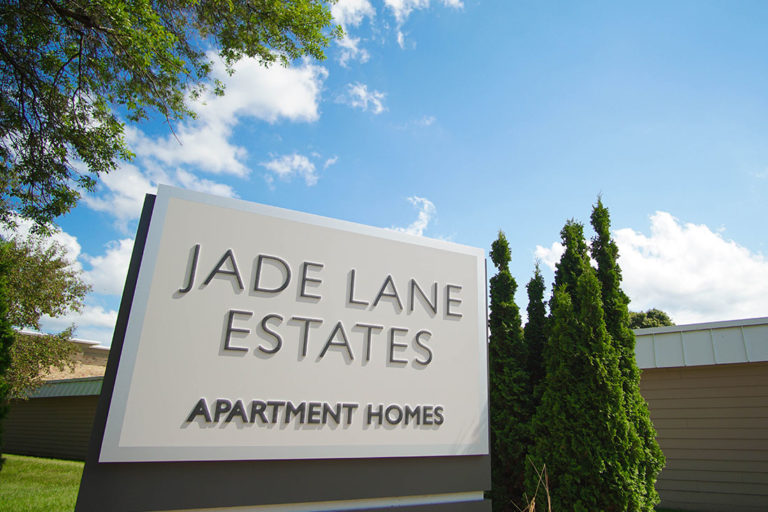 Newly Renovated 1 & 2Bedroom Apartments Jade Lane Estates