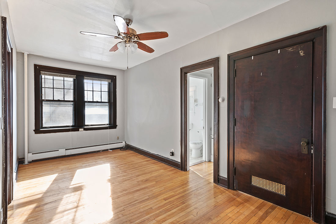 St. Albans Flats At Home Apartments