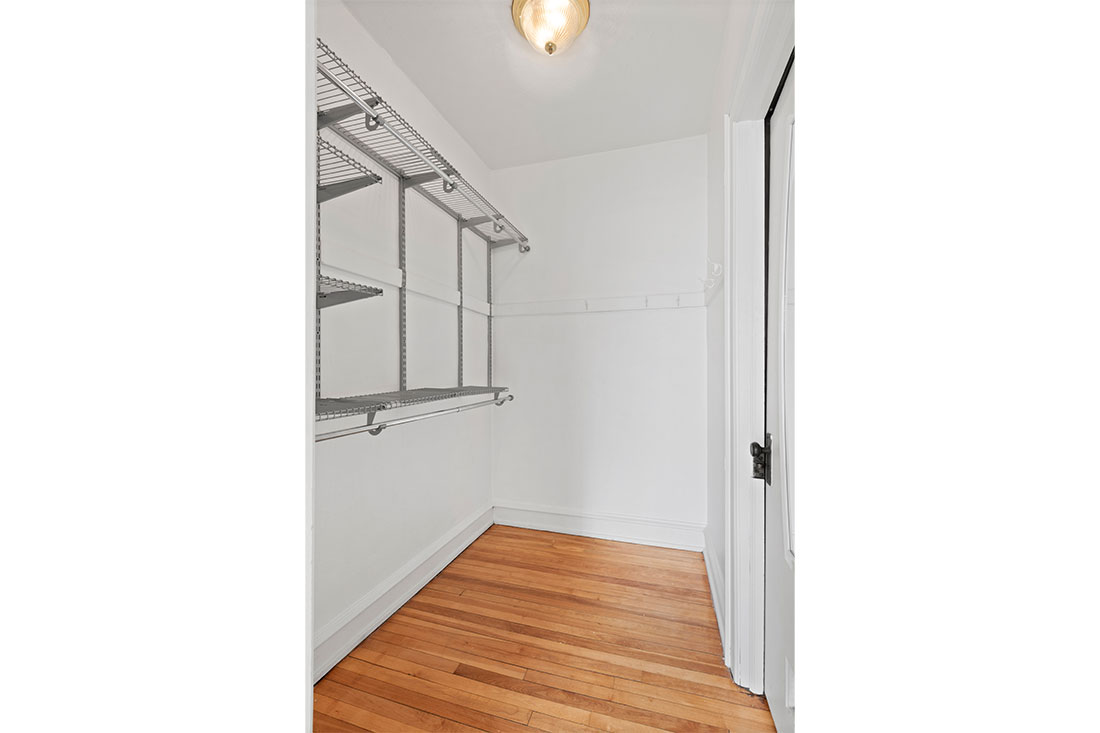 St. Albans Flats At Home Apartments