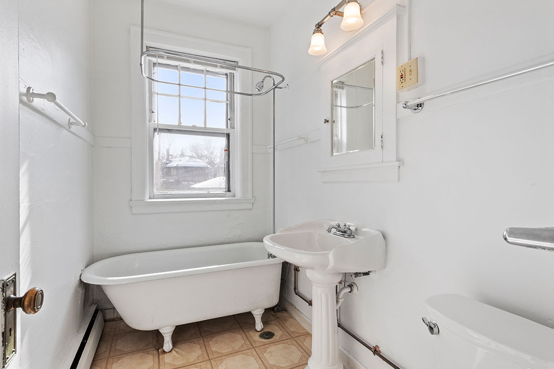 St. Albans Flats At Home Apartments