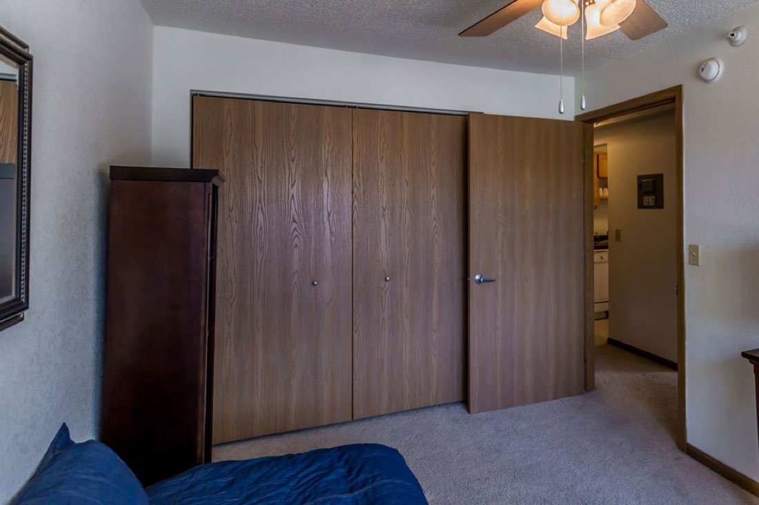 St. Anthony Village NE At Home Apartments